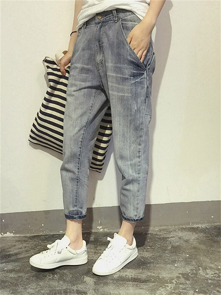 Women's High Waist Tapered Jeans