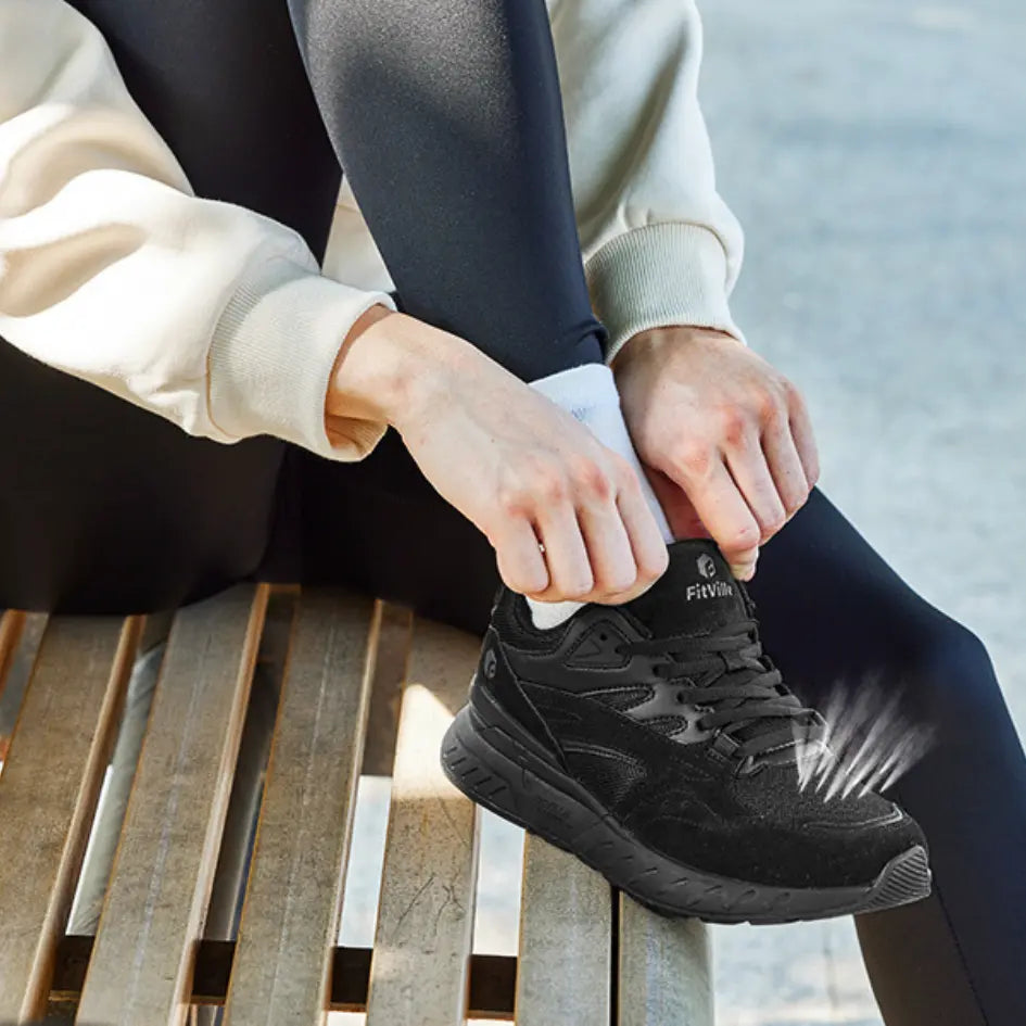 Women's Lace Wide Trainers