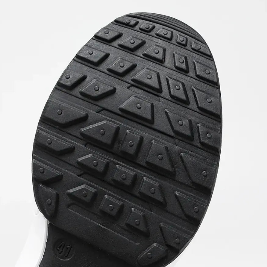 Men’s Modern Trainers With Breathable Upper