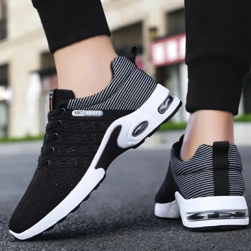 Men’s Modern Trainers With Breathable Upper