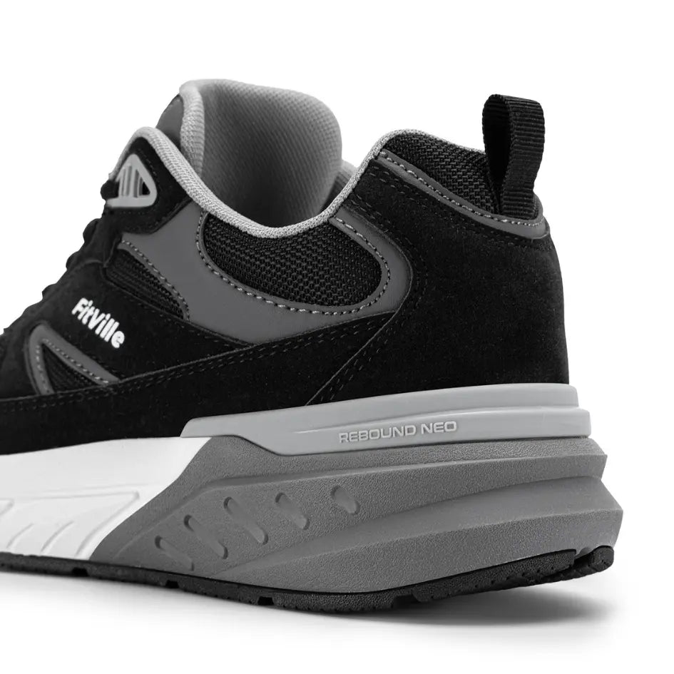 Men’s Trainers With Wide Fit And Textured Sole