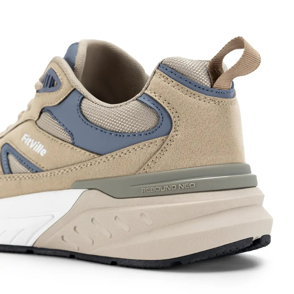 Men’s Trainers With Wide Fit And Textured Sole