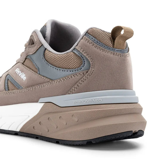 Men’s Trainers With Wide Fit And Textured Sole