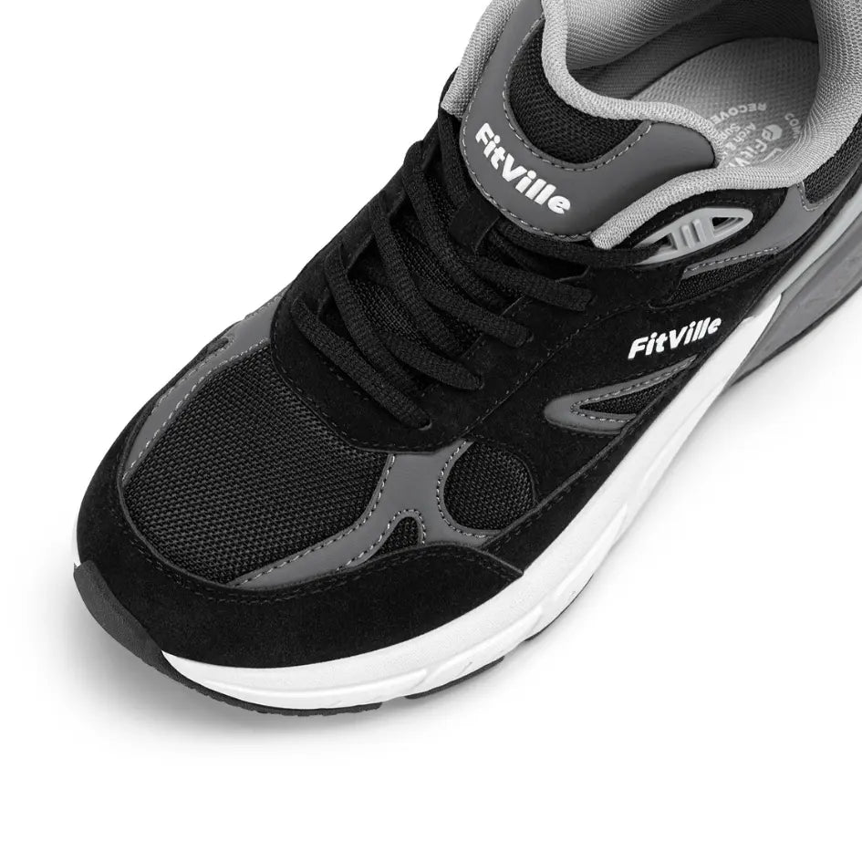 Men’s Trainers With Wide Fit And Textured Sole