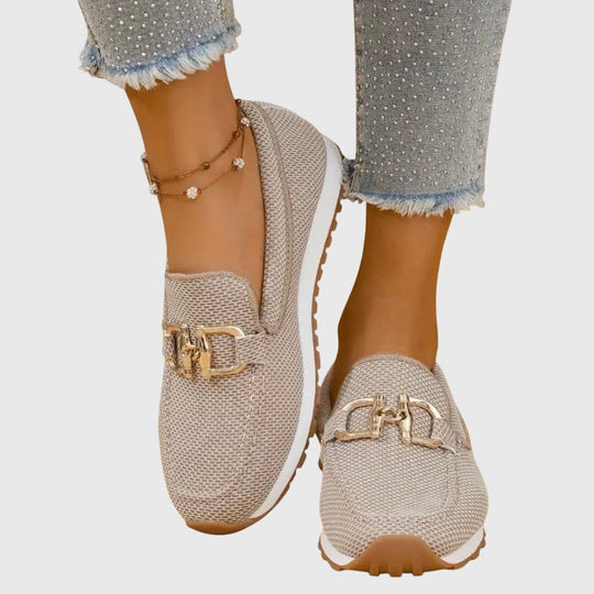 Orthopedic loafers for women featuring cushioned support and breathable design, crafted from elegant leather for optimal comfort. 7
