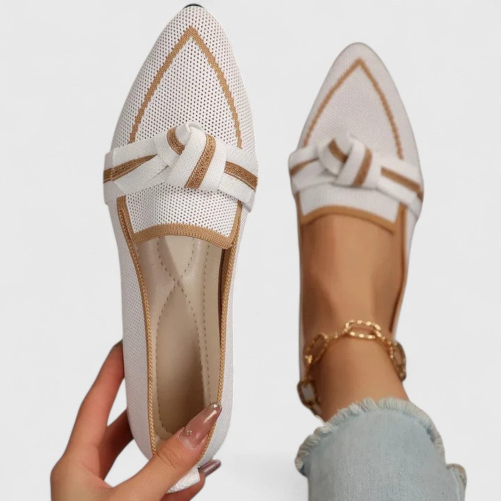 Orthopedic loafers for women in a sleek black design, featuring superior arch support and shock-absorbing cushioning for all-day comfort and style. 0