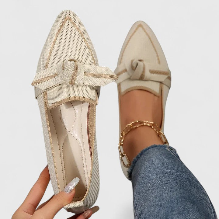 Orthopedic loafers for women in a sleek black design, featuring superior arch support and shock-absorbing cushioning for all-day comfort and style. 6
