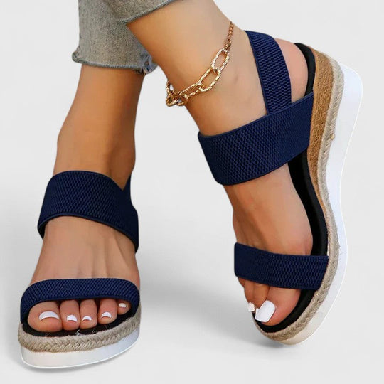 Orthopedic sandals for women featuring enhanced arch support and cushioning, designed for maximum comfort and pain relief. 4