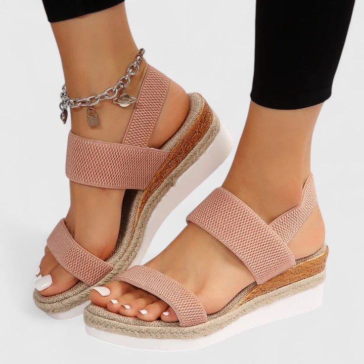Orthopedic sandals for women featuring enhanced arch support and cushioning, designed for maximum comfort and pain relief. 7