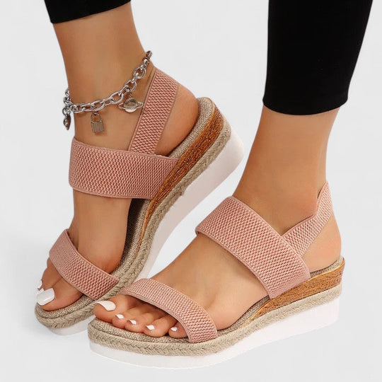 Orthopedic sandals for women featuring enhanced arch support and cushioning, designed for maximum comfort and pain relief. 7