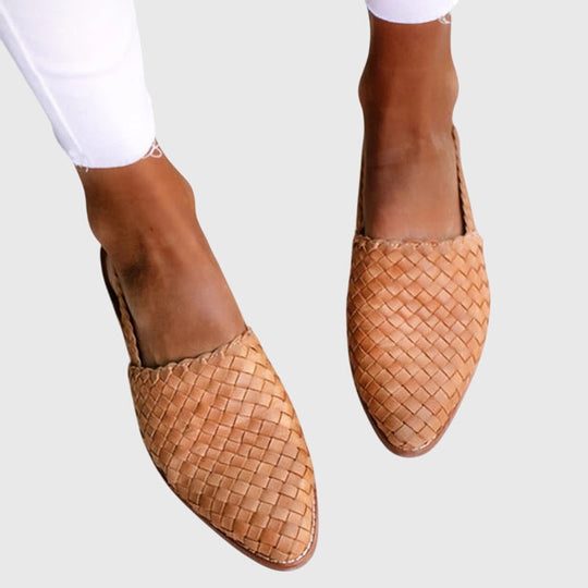 Orthopedic sandals for women featuring three-arch support, designed for stylish comfort and pain relief, perfect for all-day wear. 0