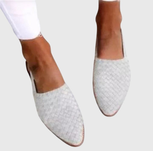 Orthopedic sandals for women featuring three-arch support, designed for stylish comfort and pain relief, perfect for all-day wear. 5