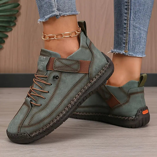 Orthopedic sneakers featuring a shock-absorbing insole, wide fit design, and breathable premium leather for optimal comfort and support. 3