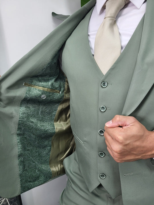 Men’s Classic 3-Piece Suit