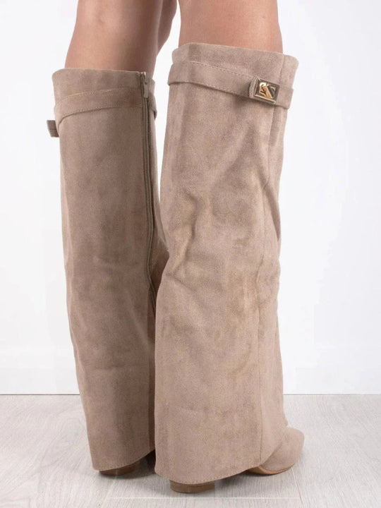 Women’s High Boots With Flap And Block Heel