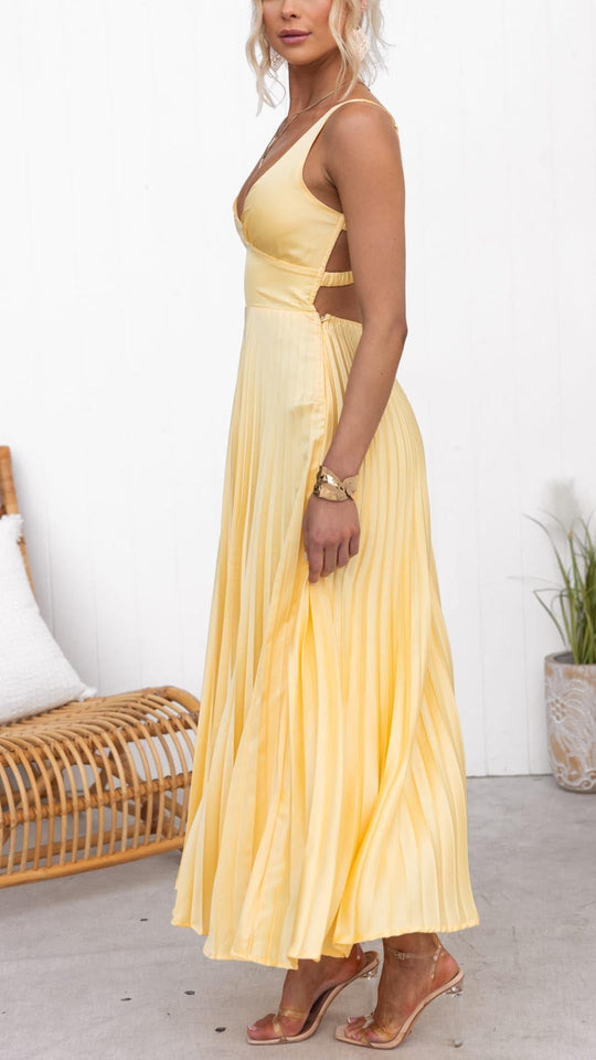 Women's Sleeveless Pleated Maxi Wedding Guest Dress