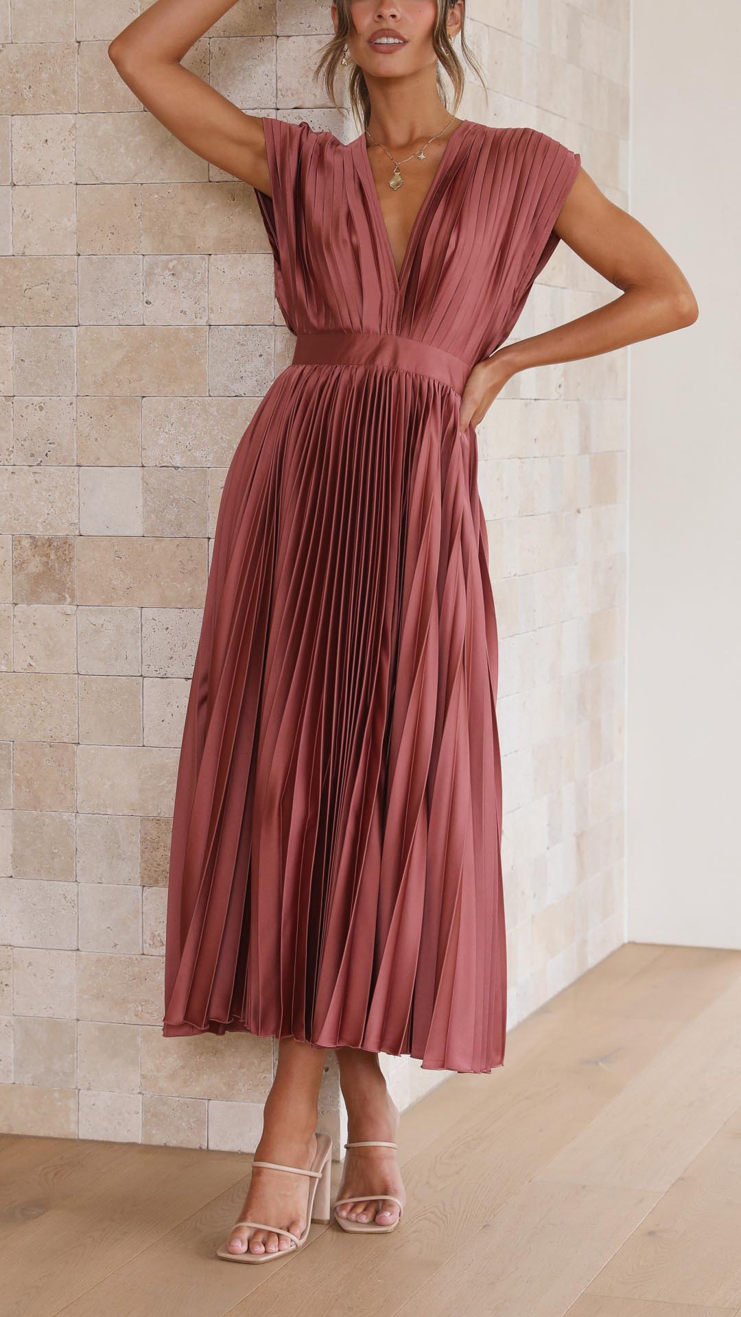 Women's V-Neck Pleated Maxi Wedding Guest Dress