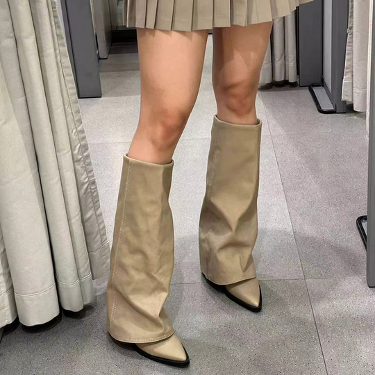 Women’s Wide High Boots With Square Toe And High Heel